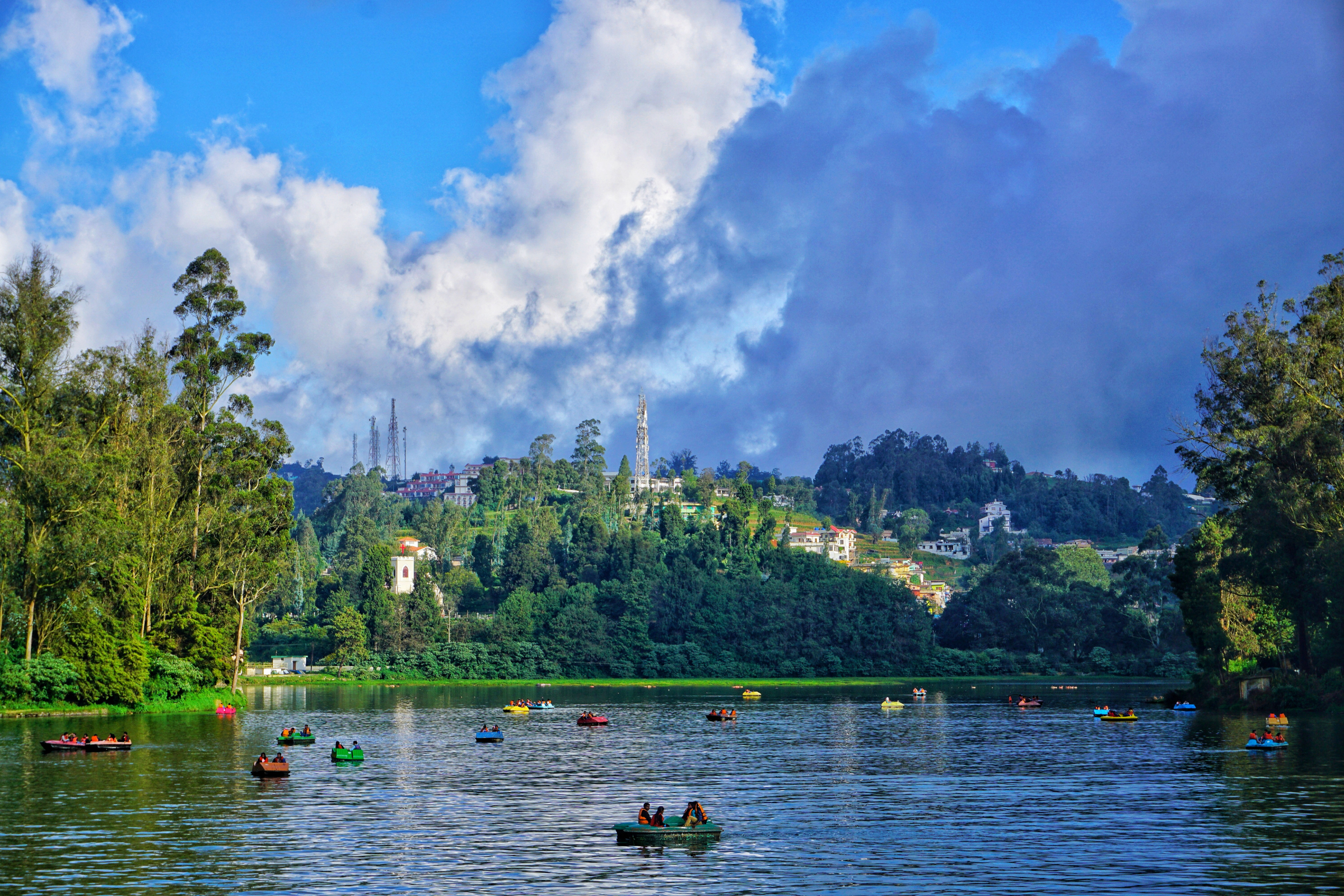 chenderoh lake.webp